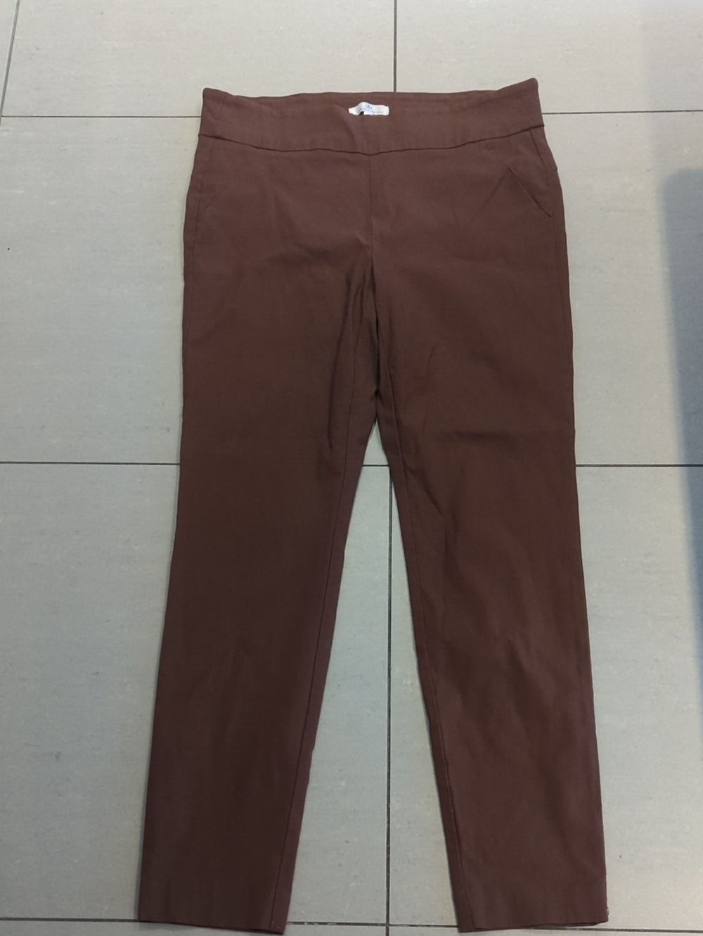 Cable & Gauge Pull On Stretch Straight Leg Brown Pants - Size 10 Great Condition - Picture 2 of 6